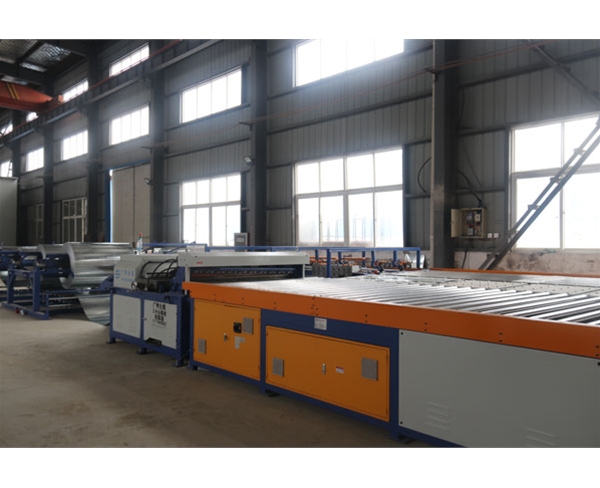 風管生產（chǎn）線六線